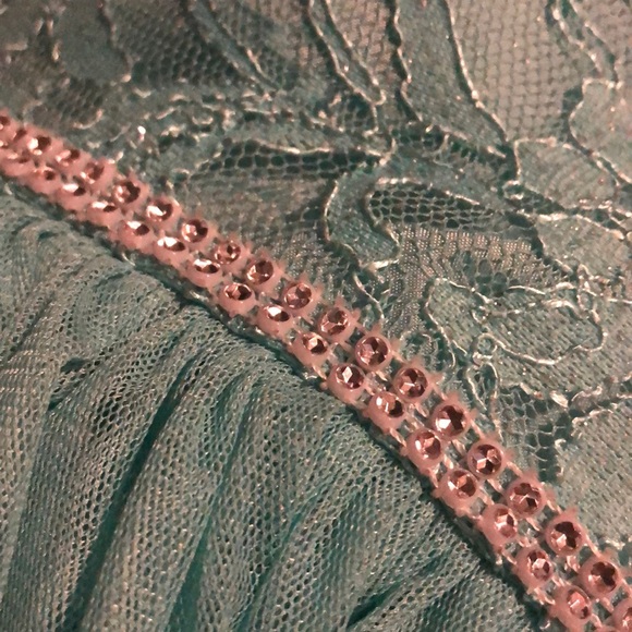 Teal dress with sparkles and rhinestones - Picture 3 of 7